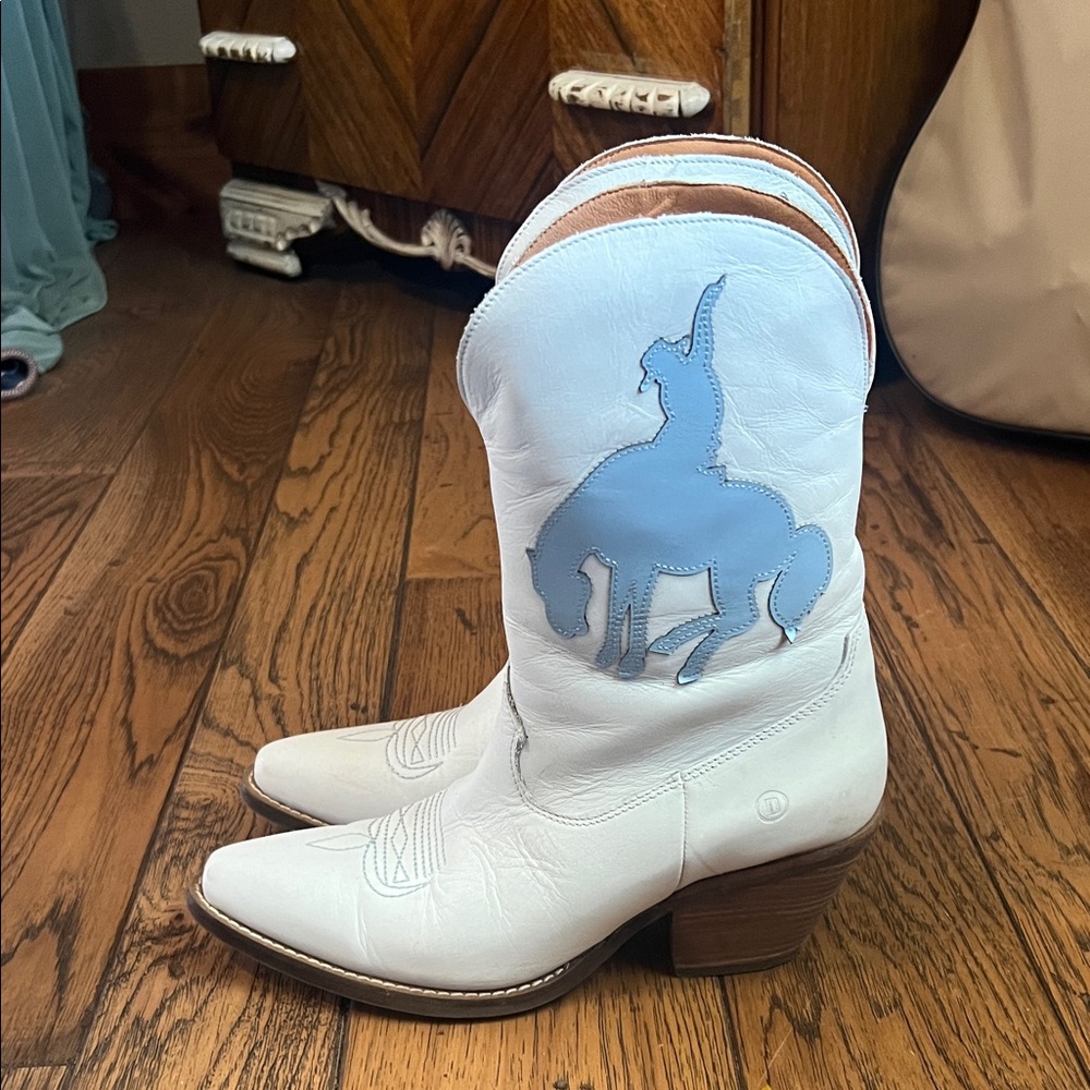 Durango White and Blue Heeled Boots - Picture 3 of 5